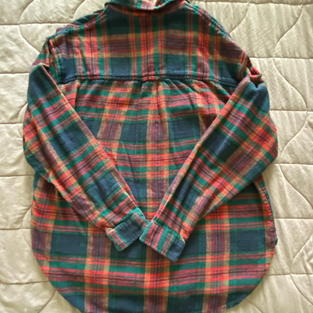 AEO Top - Picture 6 of 7